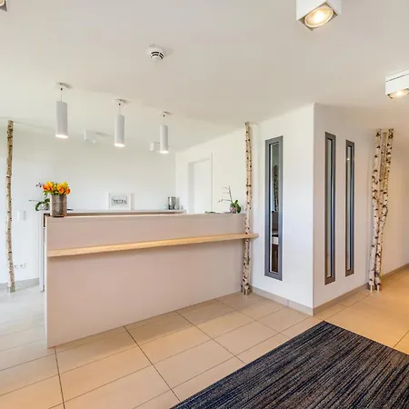 Apartmenthaus Am Park Am Park 19 * Prerow